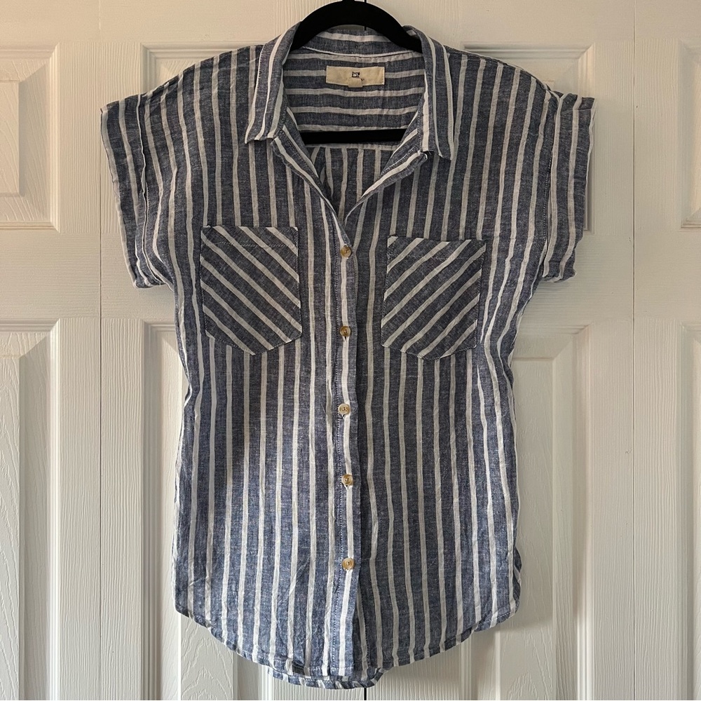 Thread & Supply Short Sleeve Cotton Linen Blue Chambray Button down Shirt size M